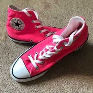 Pink high-top converse, Barely worn, size 8